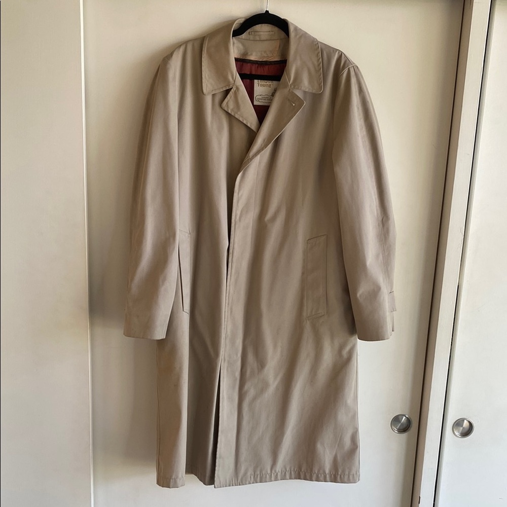 Vintage Tan Man’s Raincoat XL